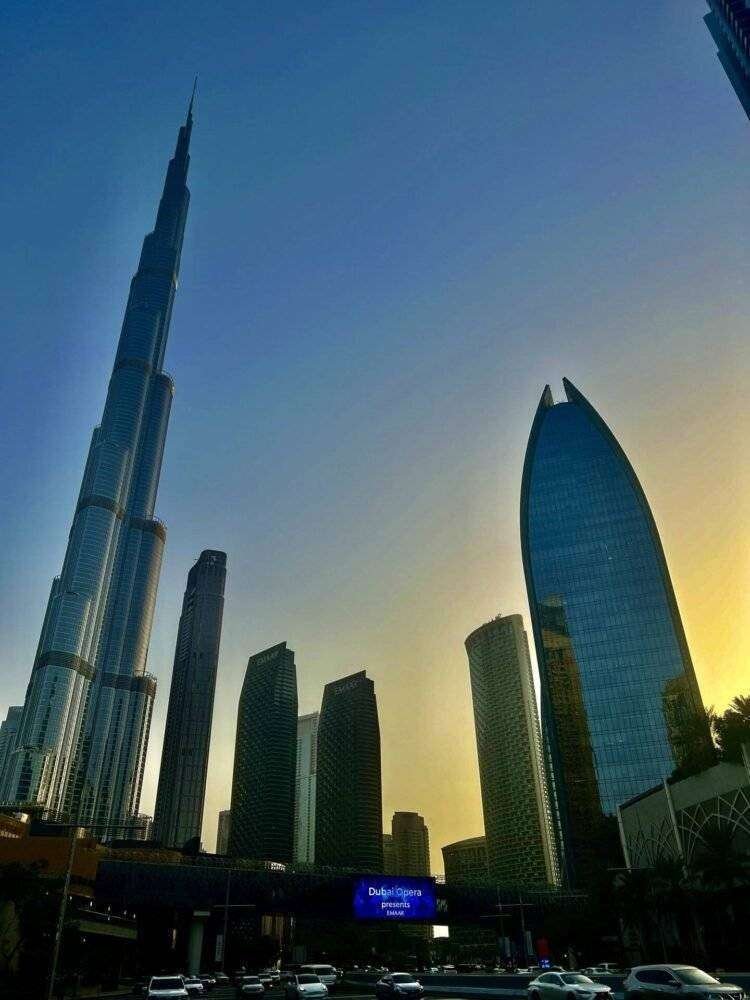 burj khalefa and buliding view - Gallery