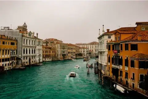 EATS IN VENICE:
