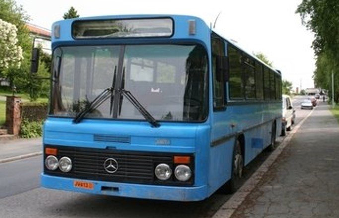 travel-to-africa-by-local-bus