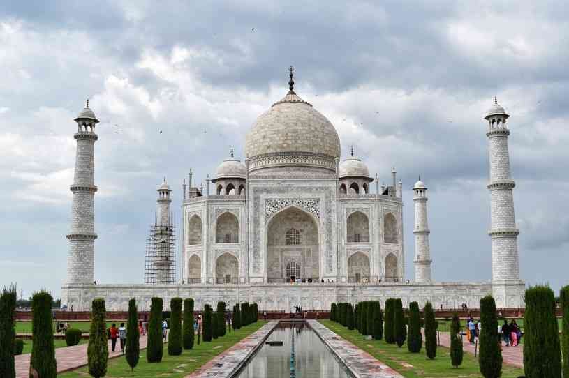 visit the Taj Mahal from Spain