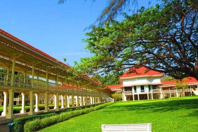 Maruekhathaiyawan Palace