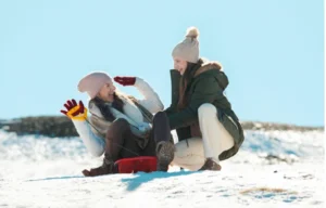 People Flock to the Cold for Winter Vacations